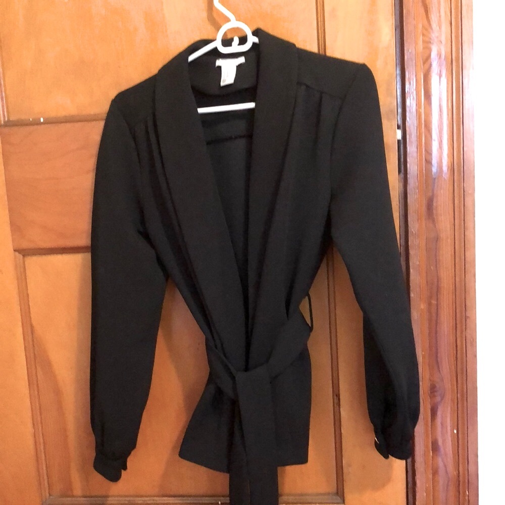 H&M OPEN FRONT BLACK, BELTED BLAZER
